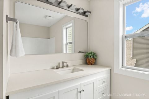 Tiny photo for 517 Savannah Lane, Bolingbrook, IL 60440 (MLS # 12543546)