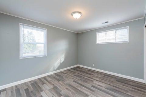 Tiny photo for 400 7th Avenue, Libertyville, IL 60048 (MLS # 12773025)