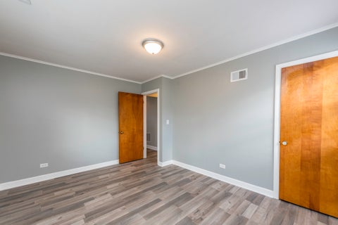Tiny photo for 400 7th Avenue, Libertyville, IL 60048 (MLS # 12773025)