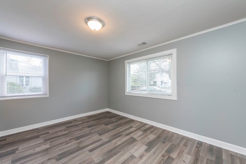 Tiny photo for 400 7th Avenue, Libertyville, IL 60048 (MLS # 12773025)