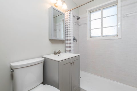 Tiny photo for 400 7th Avenue, Libertyville, IL 60048 (MLS # 12773025)