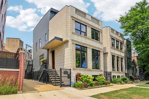 Tiny photo for 628 N Rockwell Street, Chicago, IL 60612 (MLS # 12715162)