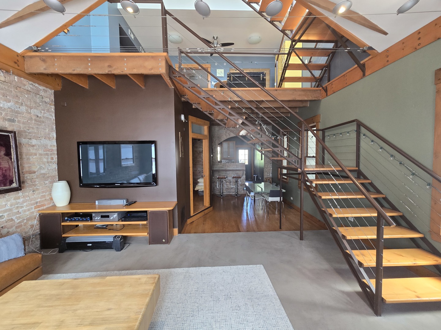 1734 W Beach Avenue