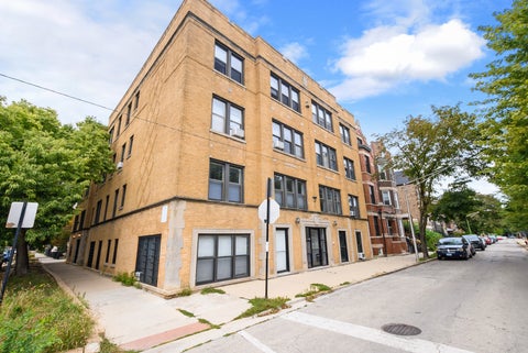 Photo of 2130 N Oakley Avenue #2, Chicago, IL 60647 (MLS # 12759622)