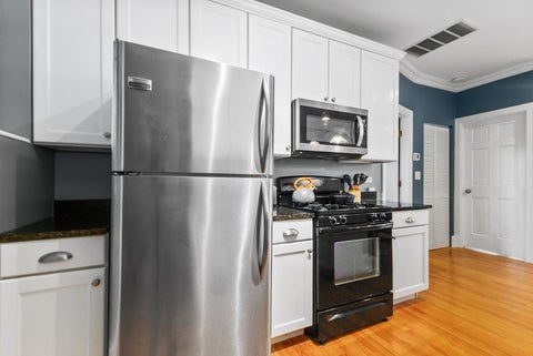 Tiny photo for 2130 N Oakley Avenue #2, Chicago, IL 60647 (MLS # 12759622)
