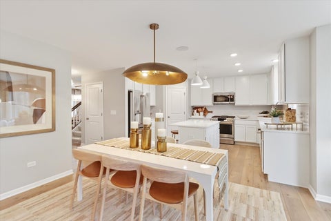 Tiny photo for Oswego, IL 60543 (MLS # 12640390)