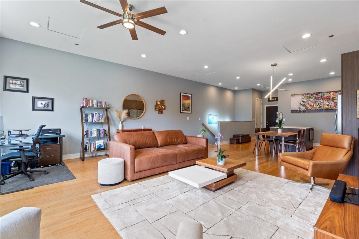 1101 Dodge Avenue 204