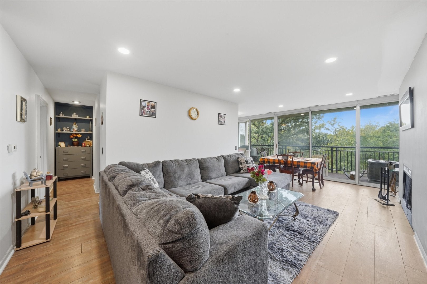 6020 Oakwood Drive 4A