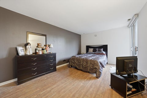 Tiny photo for 6020 Oakwood Drive #4A, Lisle, IL 60532 (MLS # 12758073)