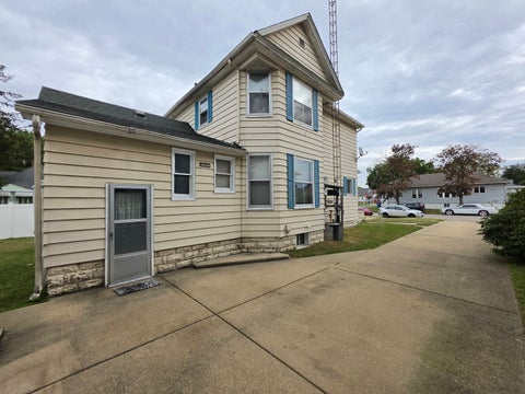 Tiny photo for 234 N Cherry Street, Centralia, IL 62801 (MLS # 12770262)