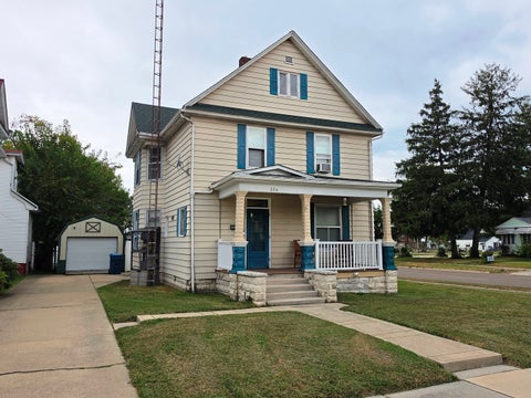 Photo of 234 N Cherry Street, Centralia, IL 62801 (MLS # 12770262)