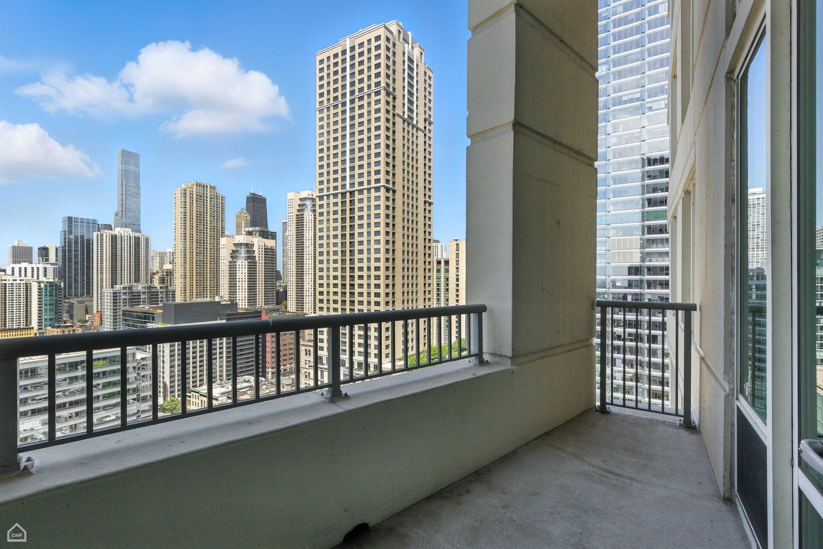 345 N LaSalle Street 2602
