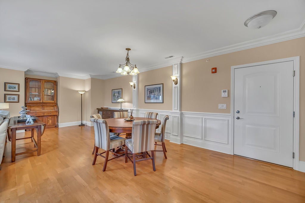 405 W Pierce Road 301