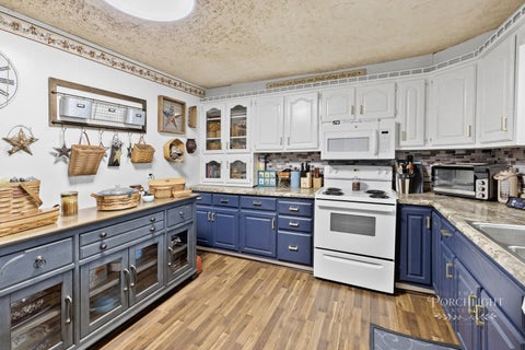 Tiny photo for 176 S Jefferson Avenue, Bradley, IL 60915 (MLS # 12753100)