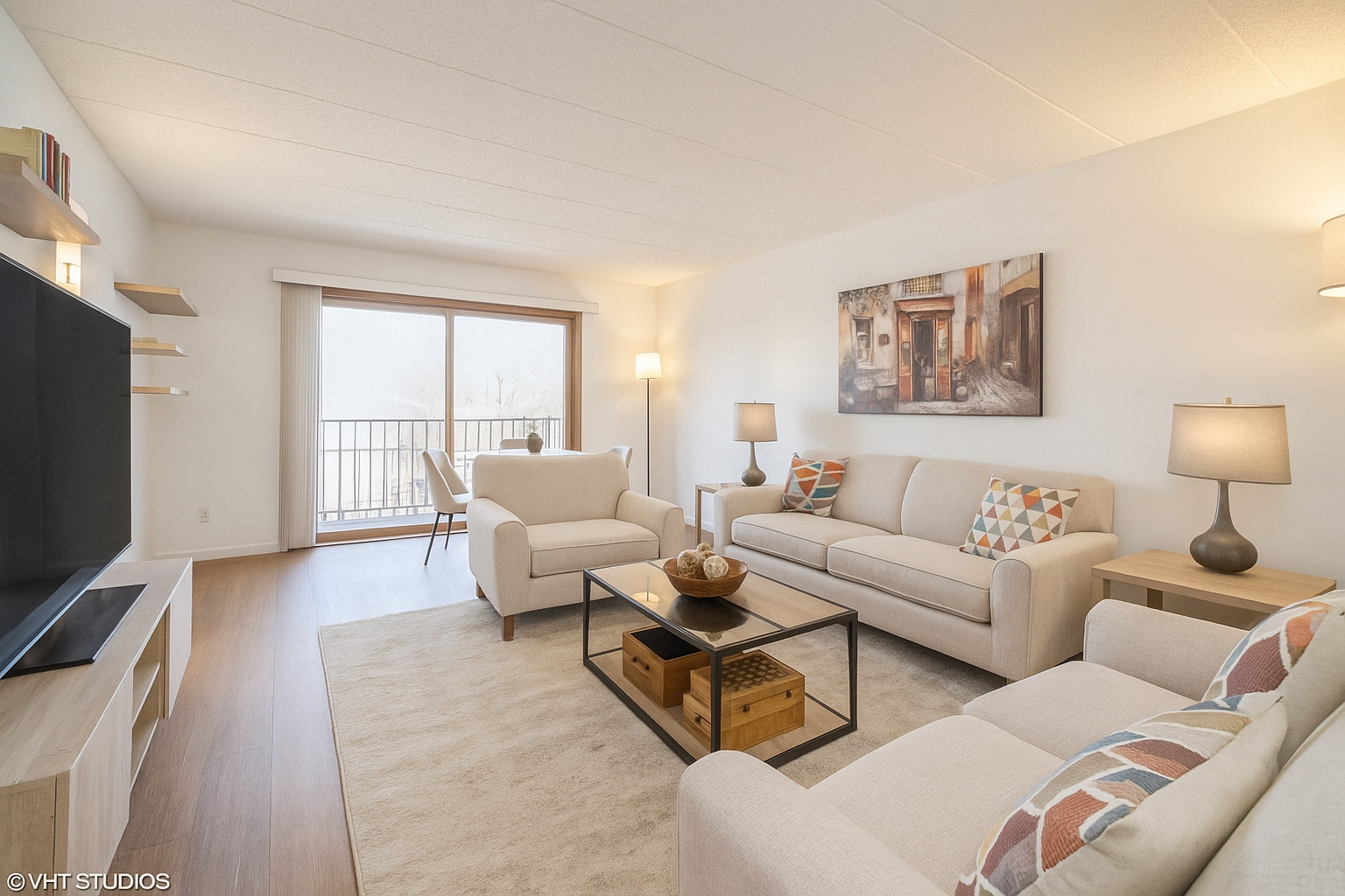 1380 Oakwood Avenue 306