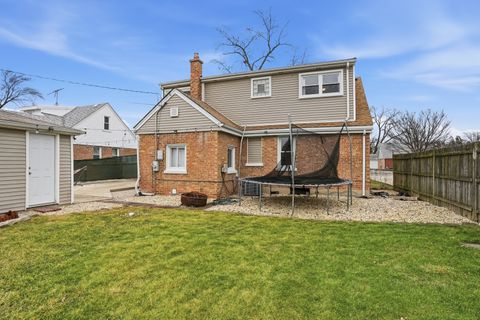 Tiny photo for 10906 Mcvicker Avenue, Chicago Ridge, IL 60415 (MLS # 12574704)