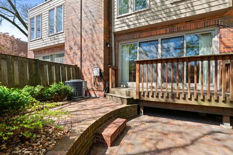 Tiny photo for 1930 N Larrabee Street, Chicago, IL 60614 (MLS # 12625627)