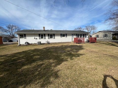 Tiny photo for 1061 Meadow Lane, Rochelle, IL 61068 (MLS # 12572884)