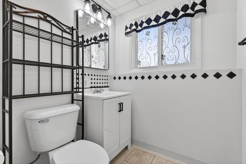 Tiny photo for 3915 Maple Avenue, McHenry, IL 60050 (MLS # 12594318)