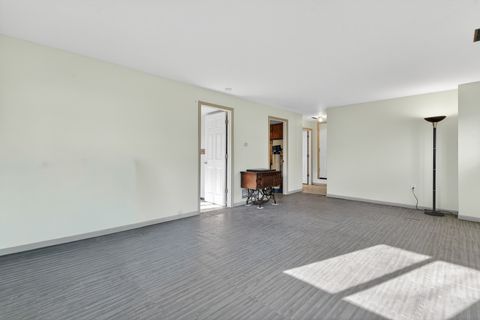 Tiny photo for 3915 Maple Avenue, McHenry, IL 60050 (MLS # 12594318)