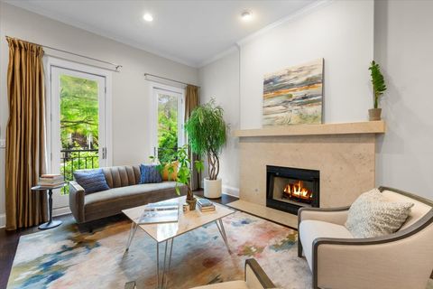 Tiny photo for 1716 W Wolfram Street, Chicago, IL 60657 (MLS # 12643985)