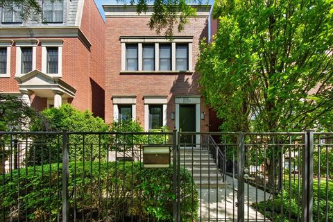 Photo of 1716 W Wolfram Street, Chicago, IL 60657 (MLS # 12643985)
