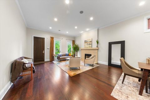 Tiny photo for 1716 W Wolfram Street, Chicago, IL 60657 (MLS # 12643985)