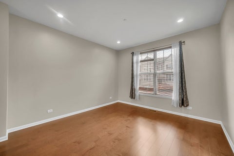 Tiny photo for 1260 Evergreen Avenue, Des Plaines, IL 60016 (MLS # 12773903)