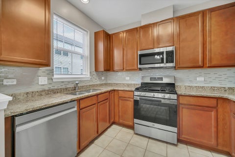 Tiny photo for 1260 Evergreen Avenue, Des Plaines, IL 60016 (MLS # 12773903)