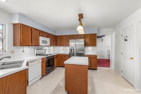 Tiny photo for 6 Dartmouth Court, Streamwood, IL 60107 (MLS # 12544078)