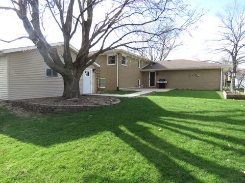 Tiny photo for 243 37th Avenue, East Moline, IL 61244 (MLS # 12613200)