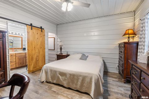 Tiny photo for 221 E Gore Street, Goreville, IL 62939 (MLS # EB460587)