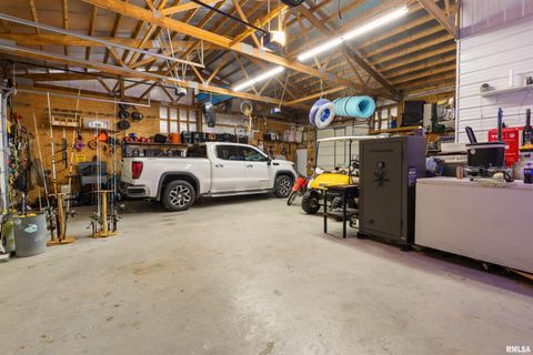 Tiny photo for 221 E Gore Street, Goreville, IL 62939 (MLS # EB460587)