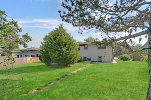 Tiny photo for 8808 S 85th Court, Hickory Hills, IL 60457 (MLS # 12747970)