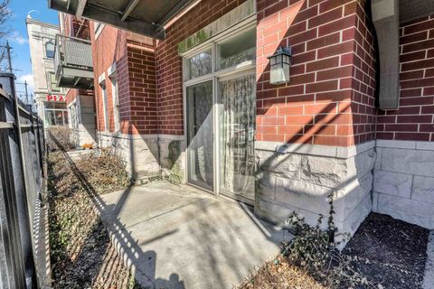 Tiny photo for 1351 S Halsted Street #106, Chicago, IL 60607 (MLS # 12587325)
