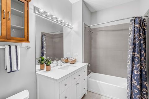 Tiny photo for 1351 S Halsted Street #106, Chicago, IL 60607 (MLS # 12587325)