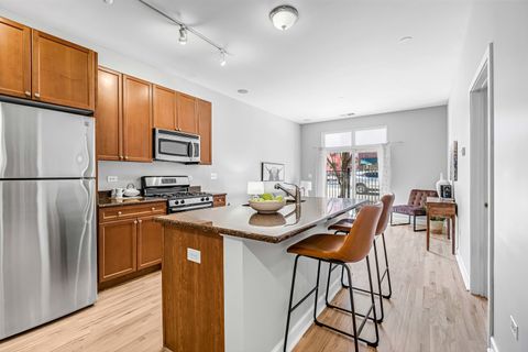 Tiny photo for 1351 S Halsted Street #106, Chicago, IL 60607 (MLS # 12587325)