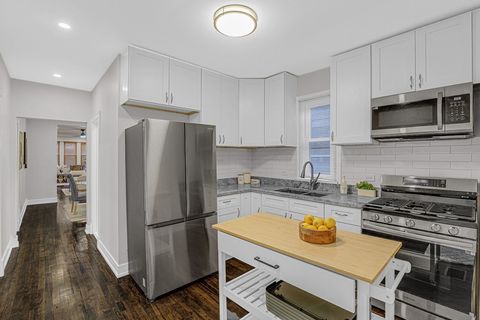 Tiny photo for 812 S Kilbourn Avenue, Chicago, IL 60624 (MLS # 12581649)