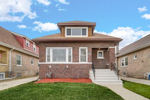 Tiny photo for 2114 S 10th Avenue, Maywood, IL 60153 (MLS # 12581743)