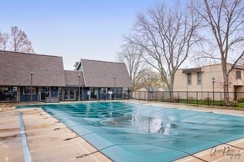 Townhouse in Grayslake IL 539 Chard Court 18.jpg