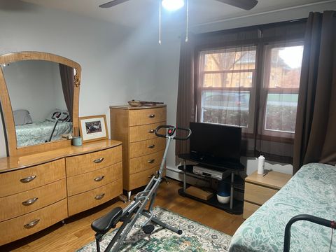 Tiny photo for 1517 W Lunt Avenue #1A, Chicago, IL 60626 (MLS # 12545647)