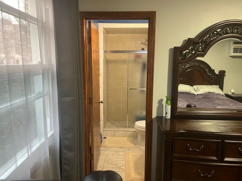 Tiny photo for 1517 W Lunt Avenue #1A, Chicago, IL 60626 (MLS # 12545647)