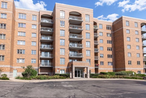 Tiny photo for 6815 N Milwaukee Avenue #507, Niles, IL 60714 (MLS # 12744308)