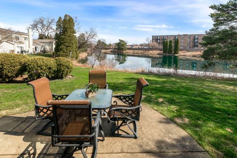 Tiny photo for 705 Ascot Court, Hoffman Estates, IL 60169 (MLS # 12601260)