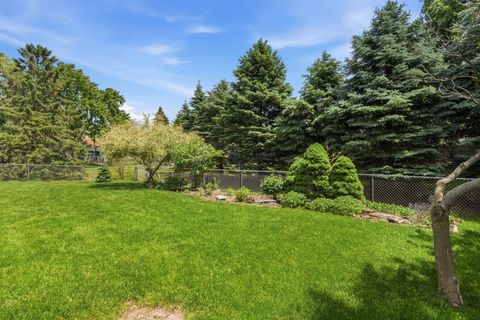 Tiny photo for 458 Nantucket Road, Naperville, IL 60565 (MLS # 12652371)