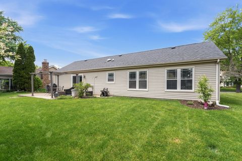Tiny photo for 458 Nantucket Road, Naperville, IL 60565 (MLS # 12652371)