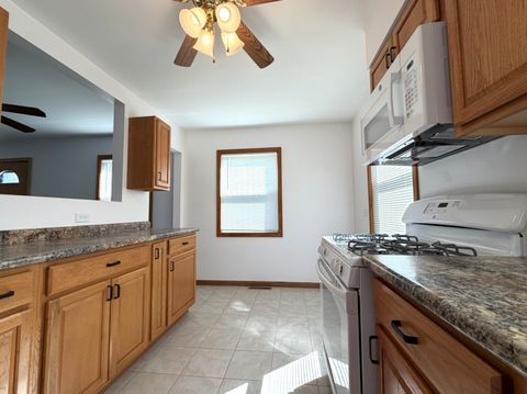 Tiny photo for 632 N Edgewood Avenue, Lombard, IL 60148 (MLS # 12599464)