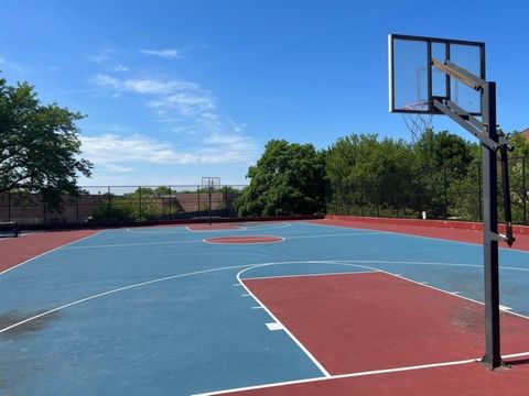 Tiny photo for 3050 Pheasant Creek Drive #305, Northbrook, IL 60062 (MLS # 12522837)