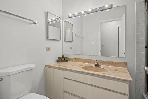 Tiny photo for 3050 Pheasant Creek Drive #305, Northbrook, IL 60062 (MLS # 12522837)