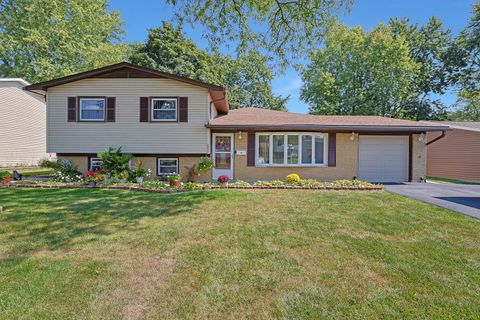 6857 Hawthorne Lane Hanover Park IL 60133